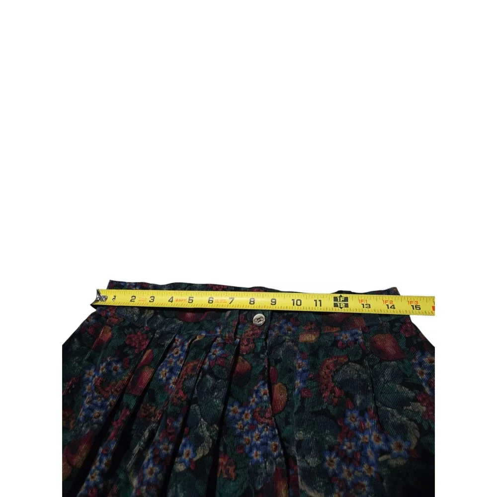 L.L. Bean Vintage Corduroy Floral Fruit Tapestry Midi Skirt Green Red 12 Petite